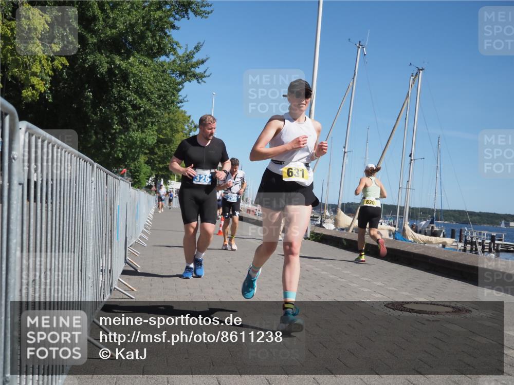 17.08.2025 - KN Förde Triathlon 2025 KatJ http://msf.ph/oto/8611238 17.08.2025 12:10:14 Laufen 299, 326, 631 meine-sportfotos.de