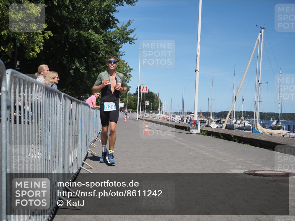 17.08.2025 - KN Förde Triathlon 2025 KatJ http://msf.ph/oto/8611242 17.08.2025 14:05:26 Laufen 524 meine-sportfotos.de