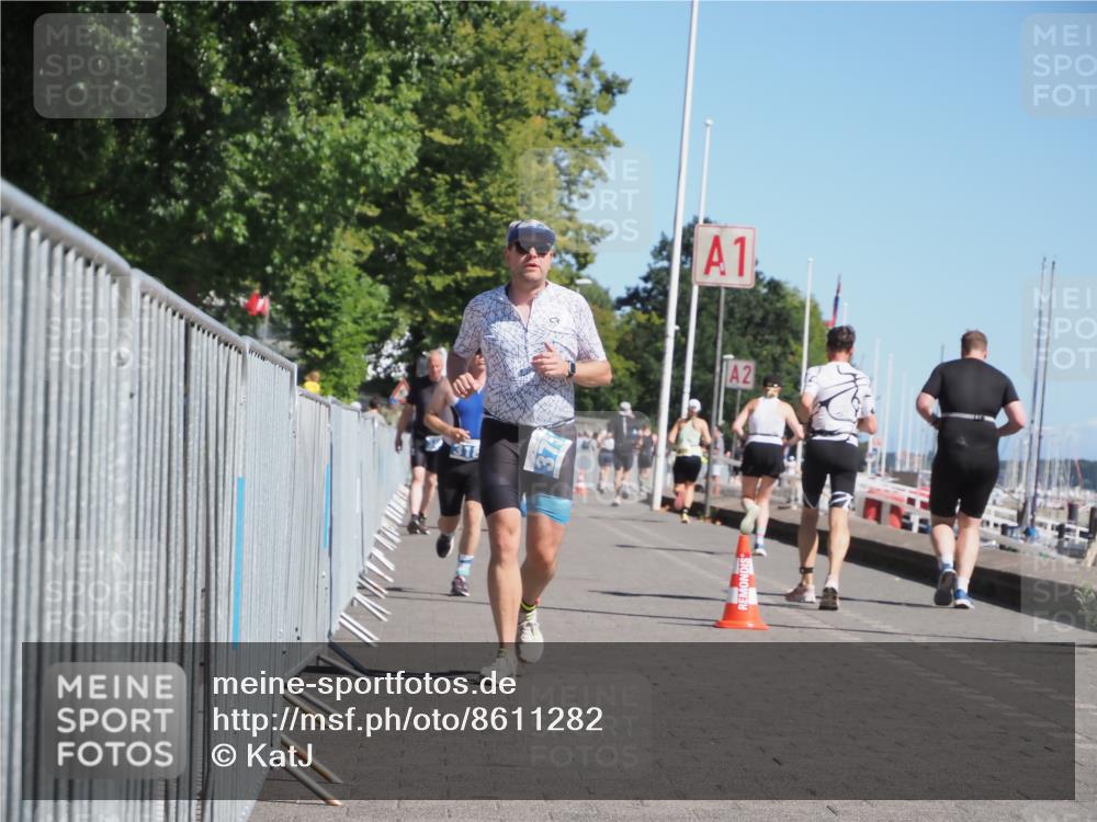 17.08.2025 - KN Förde Triathlon 2025 KatJ http://msf.ph/oto/8611282 17.08.2025 12:10:27 Laufen 318, 373, 375 meine-sportfotos.de