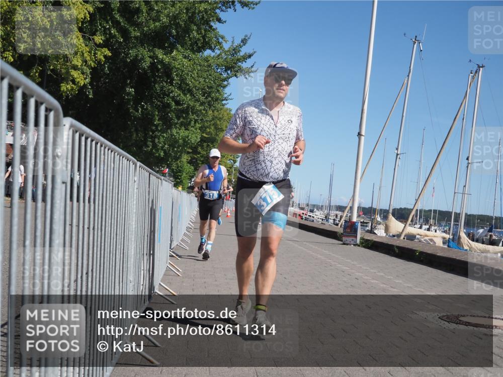 17.08.2025 - KN Förde Triathlon 2025 KatJ http://msf.ph/oto/8611314 17.08.2025 12:10:31 Laufen 318, 373, 375 meine-sportfotos.de