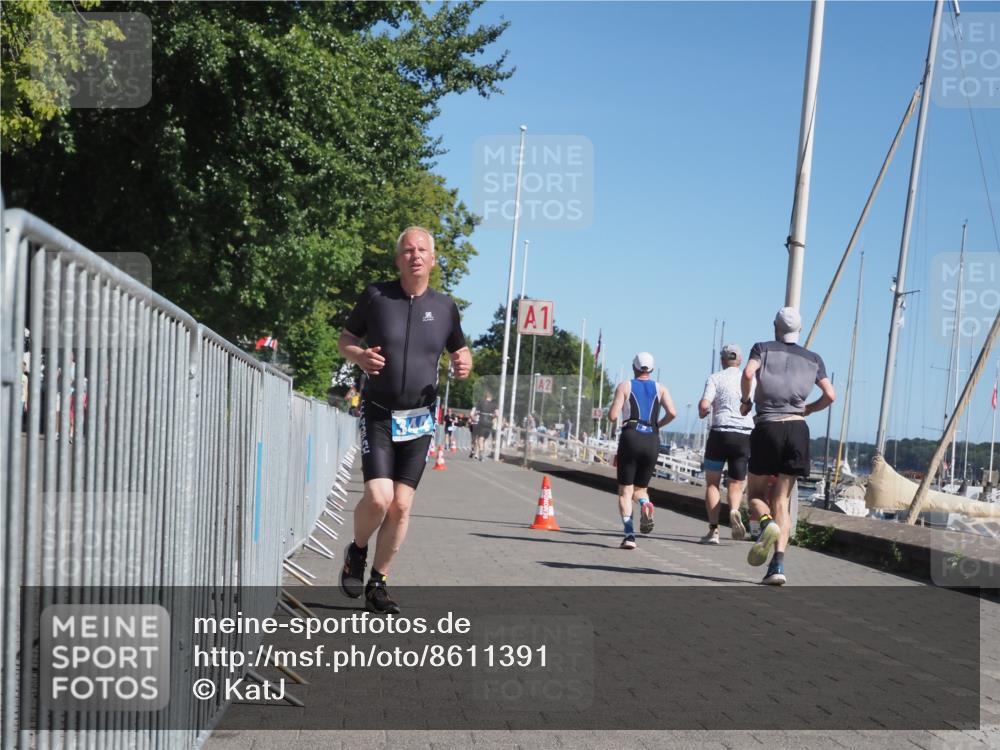 17.08.2025 - KN Förde Triathlon 2025 KatJ http://msf.ph/oto/8611391 17.08.2025 12:10:41 Laufen 344, 632 meine-sportfotos.de