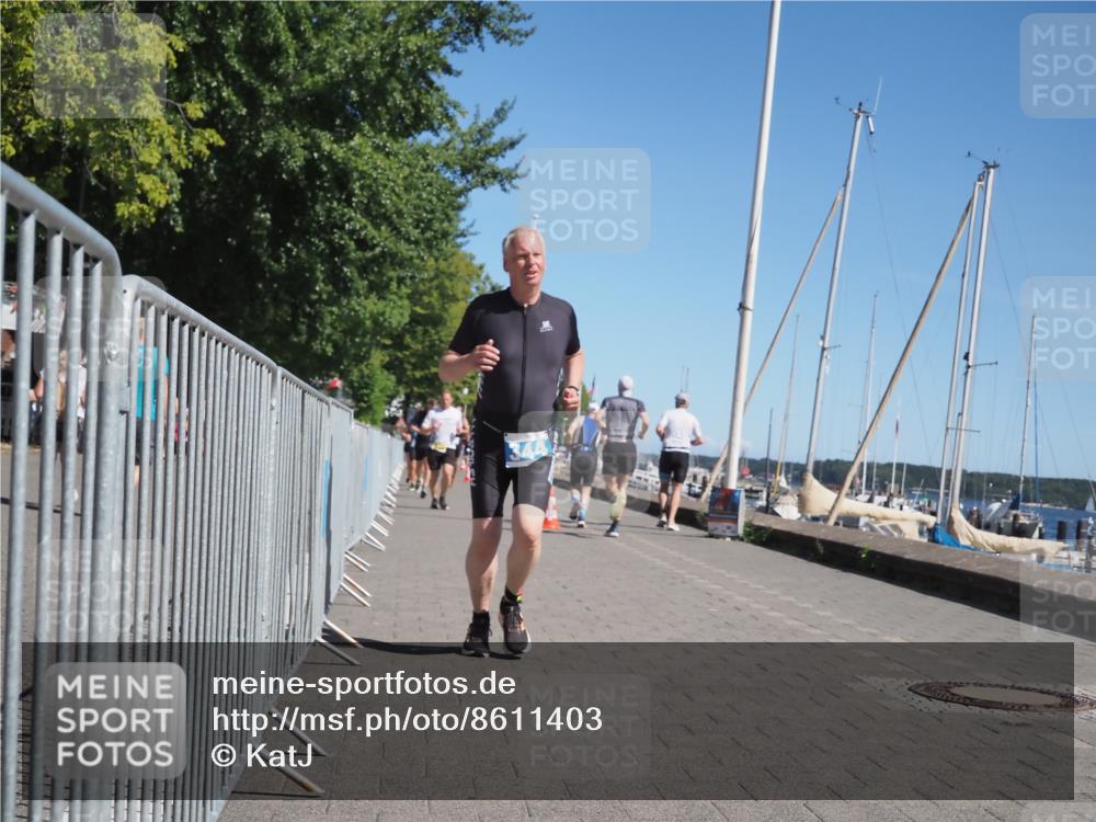 17.08.2025 - KN Förde Triathlon 2025 KatJ http://msf.ph/oto/8611403 17.08.2025 12:10:42 Laufen 344, 632 meine-sportfotos.de