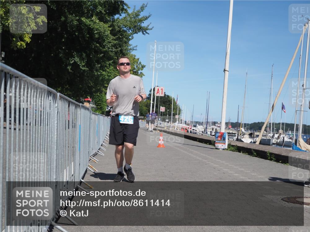 17.08.2025 - KN Förde Triathlon 2025 KatJ http://msf.ph/oto/8611414 17.08.2025 14:06:01 Laufen 426 meine-sportfotos.de