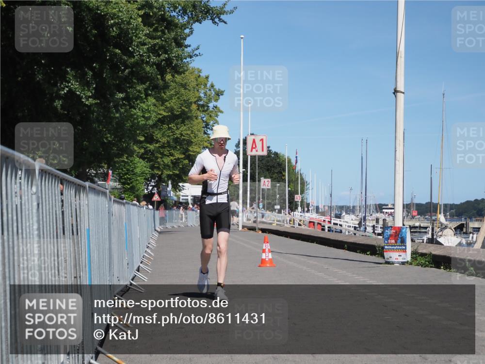 17.08.2025 - KN Förde Triathlon 2025 KatJ http://msf.ph/oto/8611431 17.08.2025 14:06:39 Laufen 510 meine-sportfotos.de