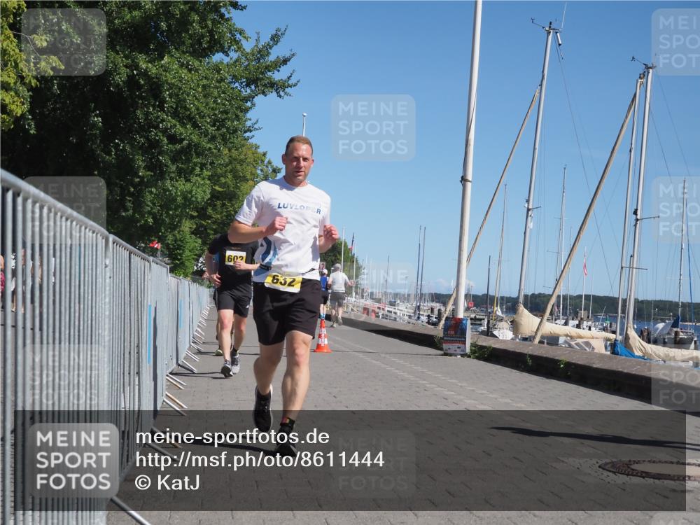 17.08.2025 - KN Förde Triathlon 2025 KatJ http://msf.ph/oto/8611444 17.08.2025 12:10:48 Laufen 377, 379, 602, 614, 632 meine-sportfotos.de
