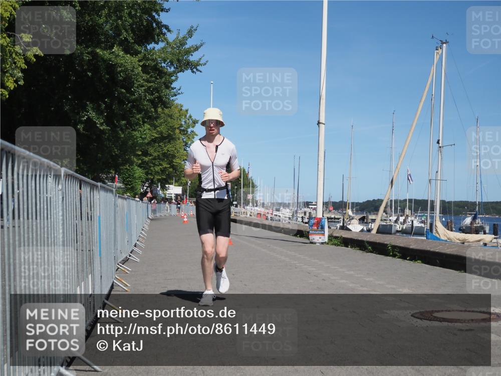 17.08.2025 - KN Förde Triathlon 2025 KatJ http://msf.ph/oto/8611449 17.08.2025 14:06:41 Laufen 510 meine-sportfotos.de