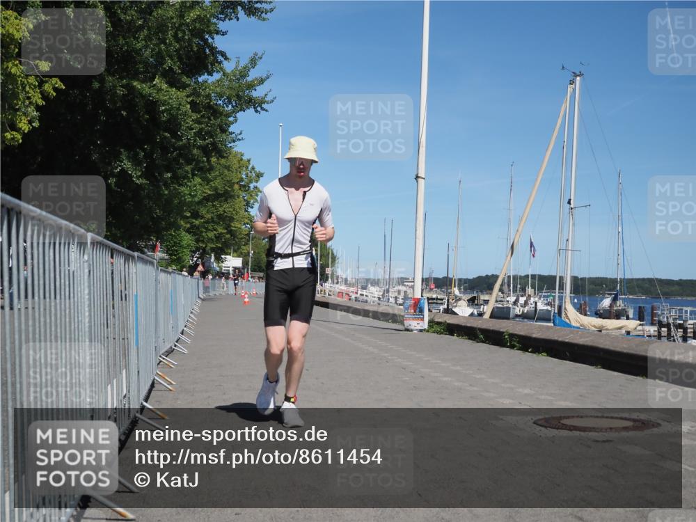 17.08.2025 - KN Förde Triathlon 2025 KatJ http://msf.ph/oto/8611454 17.08.2025 14:06:42 Laufen 510 meine-sportfotos.de