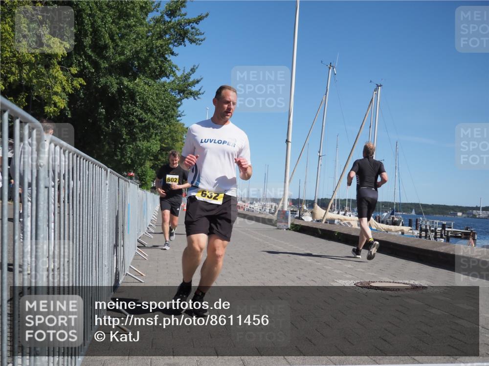 17.08.2025 - KN Förde Triathlon 2025 KatJ http://msf.ph/oto/8611456 17.08.2025 12:10:49 Laufen 377, 379, 602, 614, 632 meine-sportfotos.de