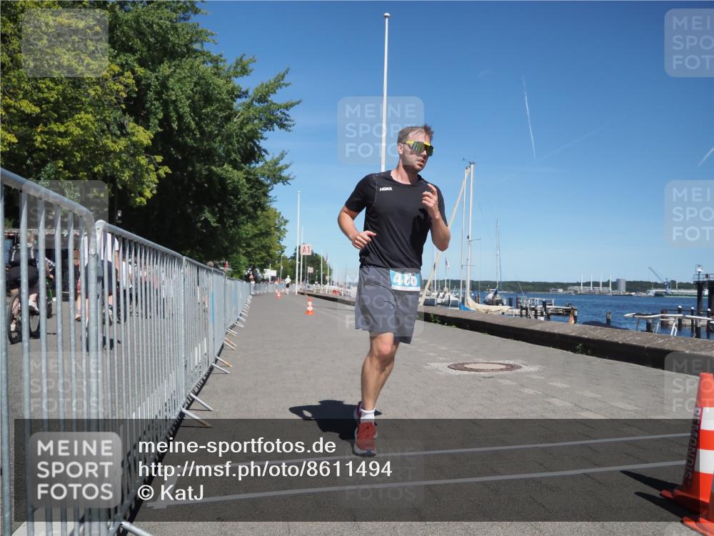 17.08.2025 - KN Förde Triathlon 2025 KatJ http://msf.ph/oto/8611494 17.08.2025 14:07:09 Laufen 486 meine-sportfotos.de
