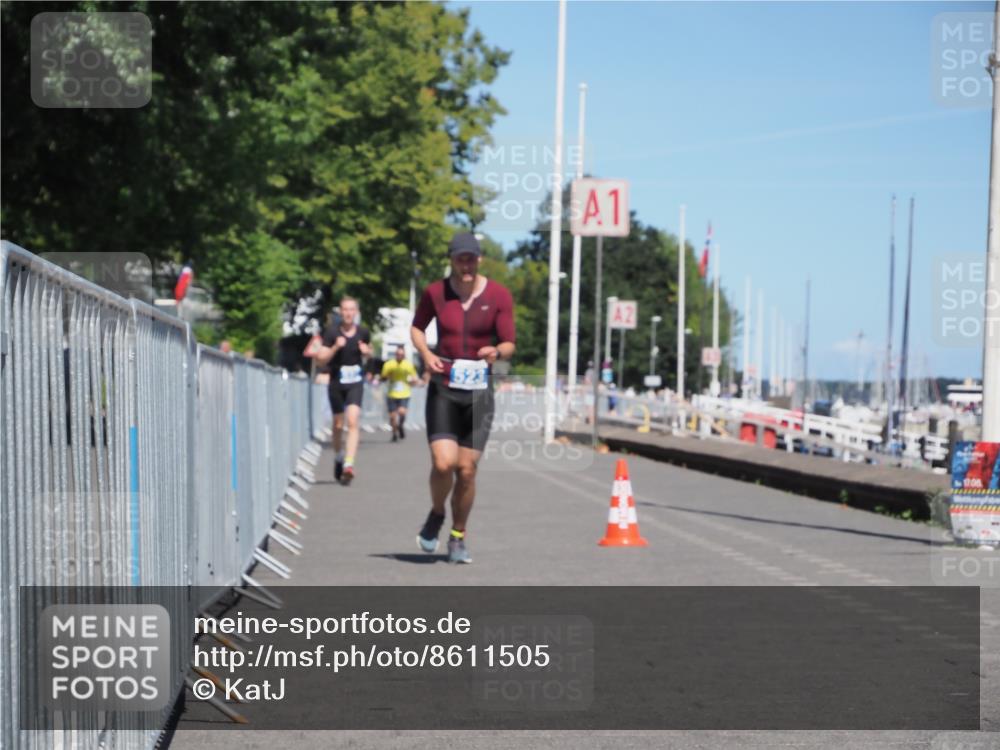 17.08.2025 - KN Förde Triathlon 2025 KatJ http://msf.ph/oto/8611505 17.08.2025 14:08:27 Laufen 523 meine-sportfotos.de