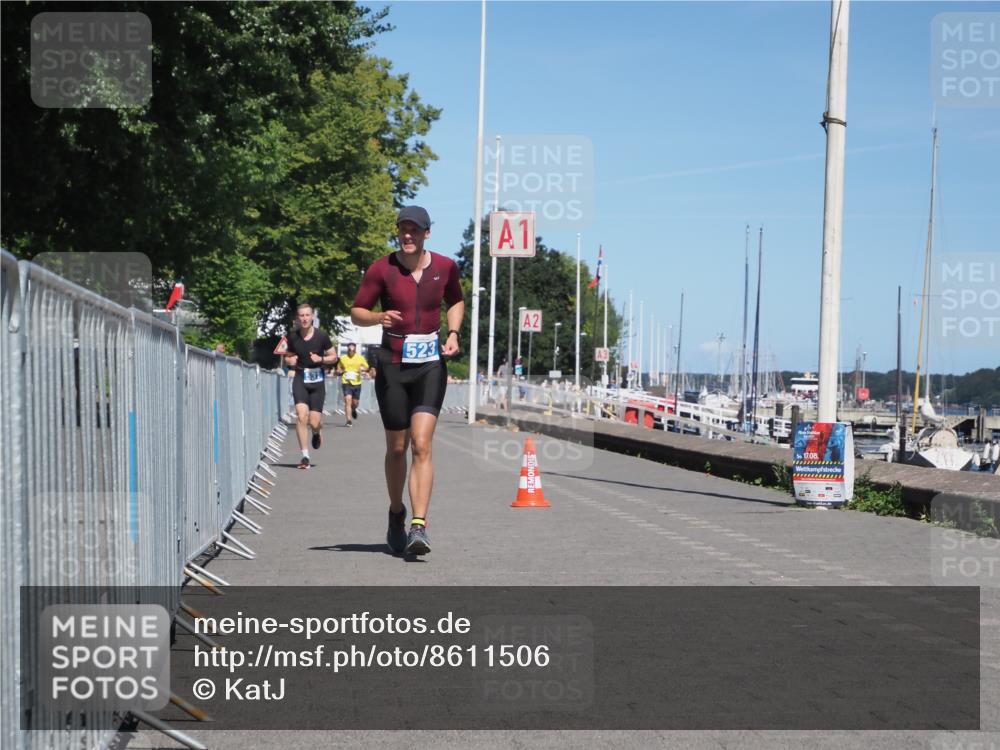 17.08.2025 - KN Förde Triathlon 2025 KatJ http://msf.ph/oto/8611506 17.08.2025 14:08:29 Laufen 523, 531 meine-sportfotos.de