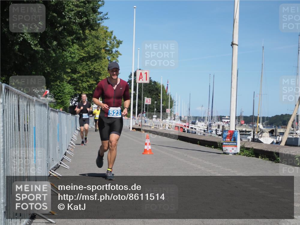 17.08.2025 - KN Förde Triathlon 2025 KatJ http://msf.ph/oto/8611514 17.08.2025 14:08:30 Laufen 523, 531 meine-sportfotos.de