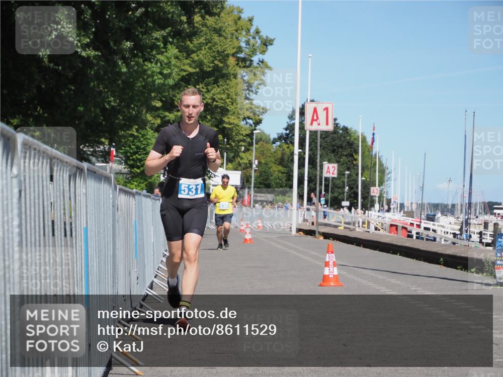 17.08.2025 - KN Förde Triathlon 2025 KatJ http://msf.ph/oto/8611529 17.08.2025 14:08:34 Laufen 523, 531 meine-sportfotos.de