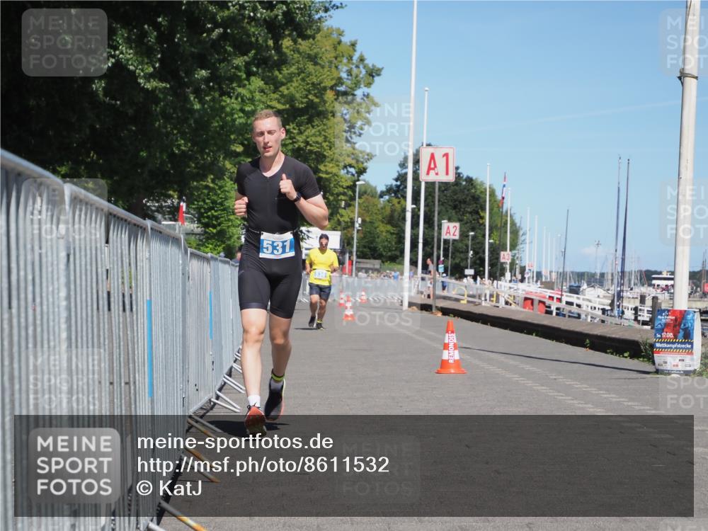 17.08.2025 - KN Förde Triathlon 2025 KatJ http://msf.ph/oto/8611532 17.08.2025 14:08:35 Laufen 523, 531 meine-sportfotos.de