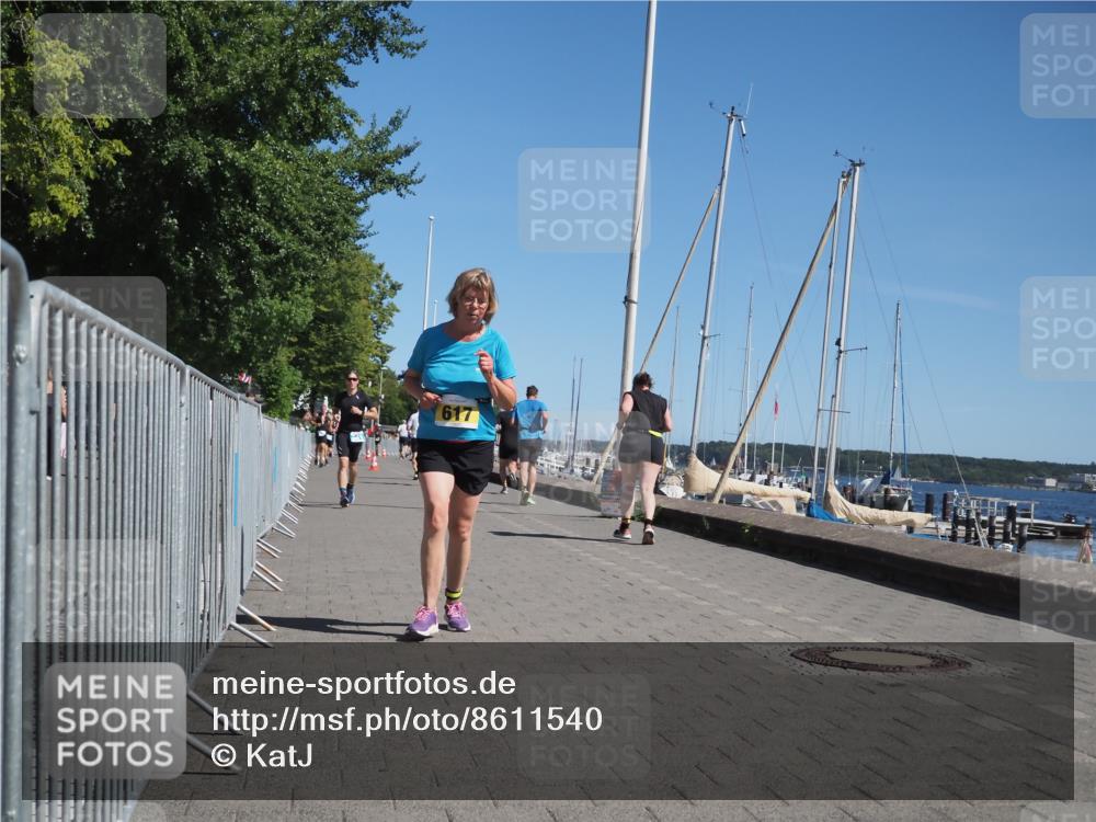 17.08.2025 - KN Förde Triathlon 2025 KatJ http://msf.ph/oto/8611540 17.08.2025 12:11:04 Laufen 341, 617 meine-sportfotos.de
