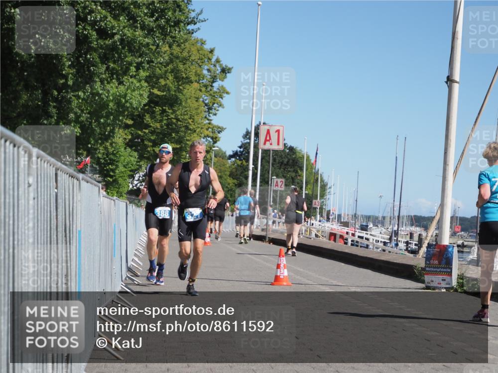 17.08.2025 - KN Förde Triathlon 2025 KatJ http://msf.ph/oto/8611592 17.08.2025 12:11:13 Laufen 327, 622 meine-sportfotos.de