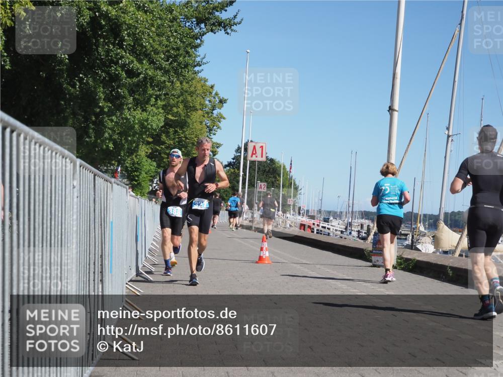 17.08.2025 - KN Förde Triathlon 2025 KatJ http://msf.ph/oto/8611607 17.08.2025 12:11:14 Laufen 327, 622 meine-sportfotos.de