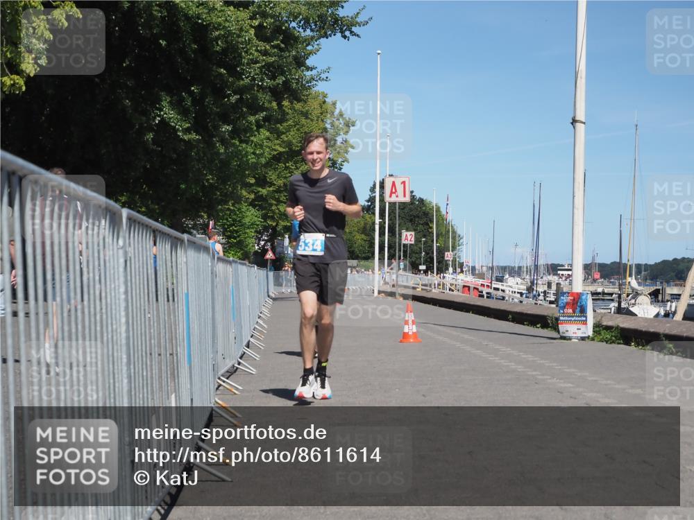 17.08.2025 - KN Förde Triathlon 2025 KatJ http://msf.ph/oto/8611614 17.08.2025 14:09:59 Laufen 492, 534 meine-sportfotos.de