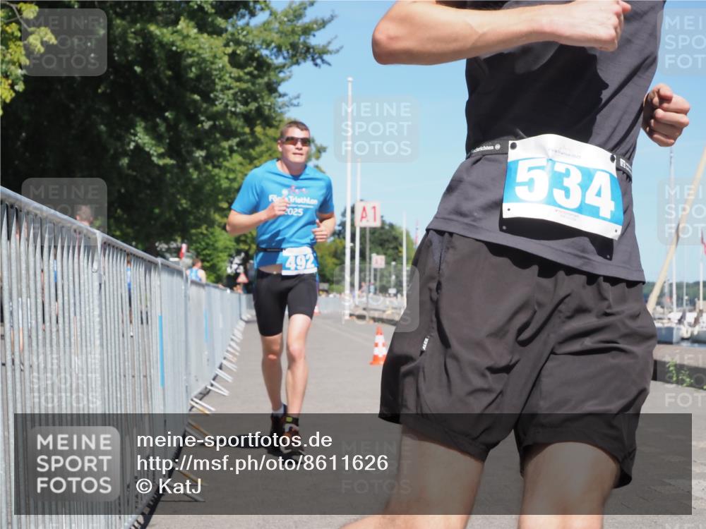 17.08.2025 - KN Förde Triathlon 2025 KatJ http://msf.ph/oto/8611626 17.08.2025 14:10:02 Laufen 492, 534 meine-sportfotos.de
