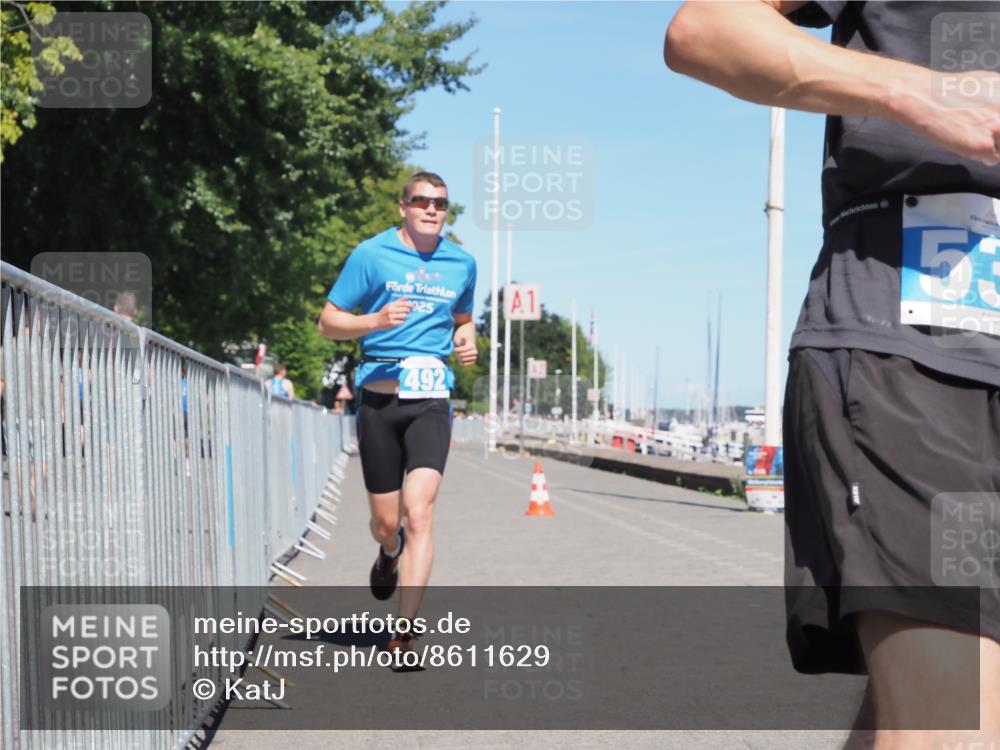 17.08.2025 - KN Förde Triathlon 2025 KatJ http://msf.ph/oto/8611629 17.08.2025 14:10:02 Laufen 492, 534 meine-sportfotos.de