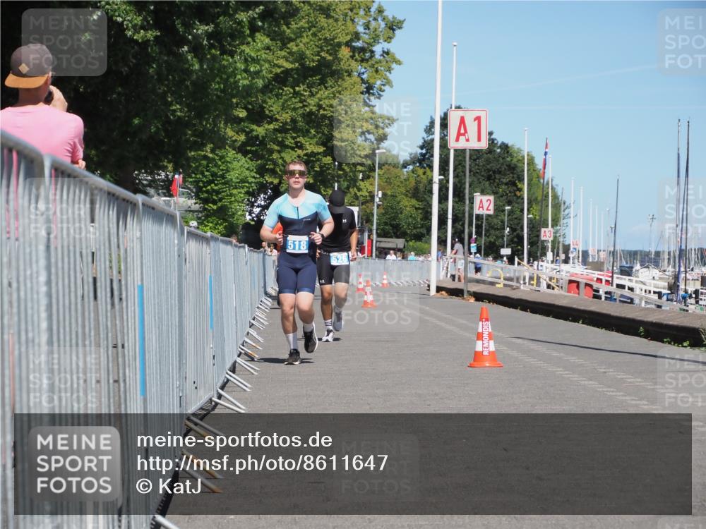 17.08.2025 - KN Förde Triathlon 2025 KatJ http://msf.ph/oto/8611647 17.08.2025 14:12:03 Laufen 518, 526 meine-sportfotos.de