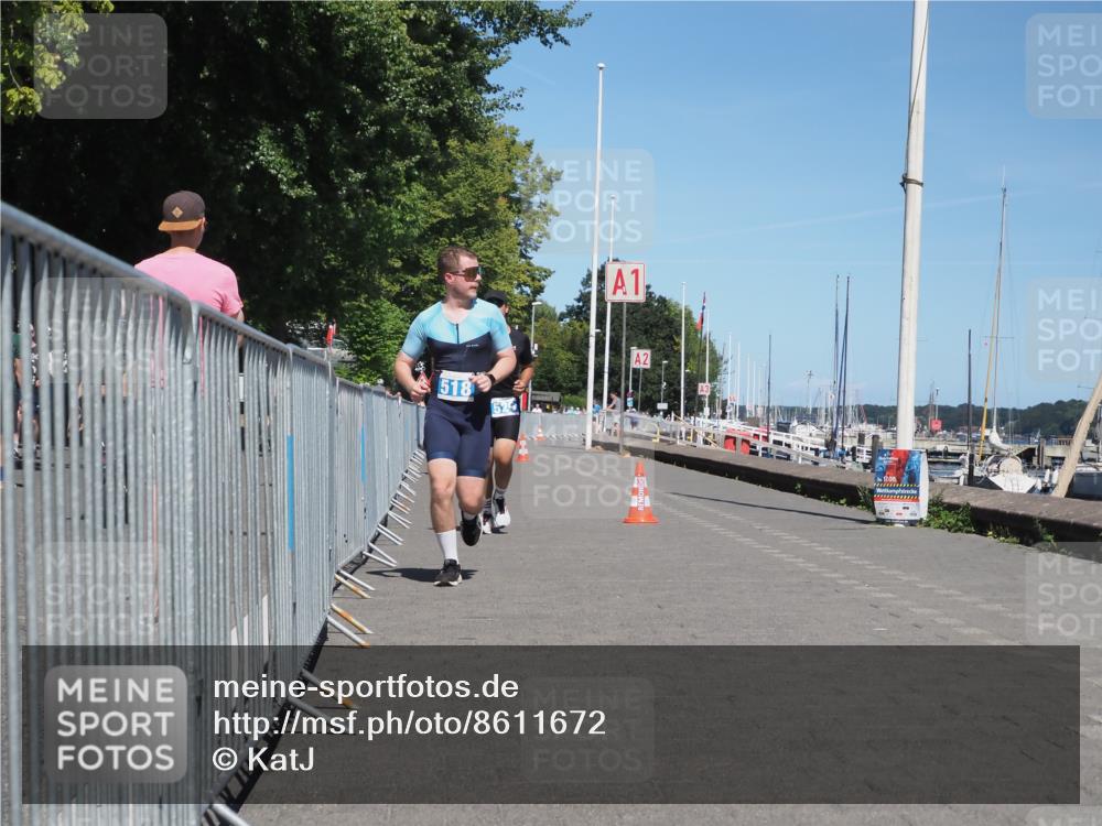 17.08.2025 - KN Förde Triathlon 2025 KatJ http://msf.ph/oto/8611672 17.08.2025 14:12:06 Laufen 518, 526 meine-sportfotos.de