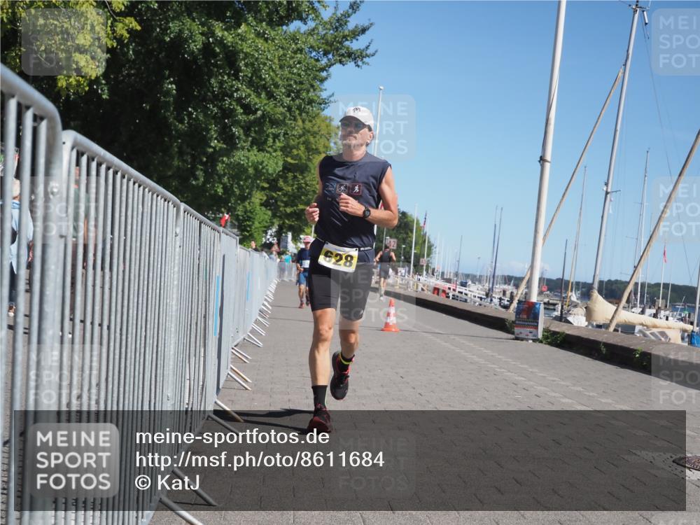 17.08.2025 - KN Förde Triathlon 2025 KatJ http://msf.ph/oto/8611684 17.08.2025 12:11:31 Laufen 359, 628 meine-sportfotos.de
