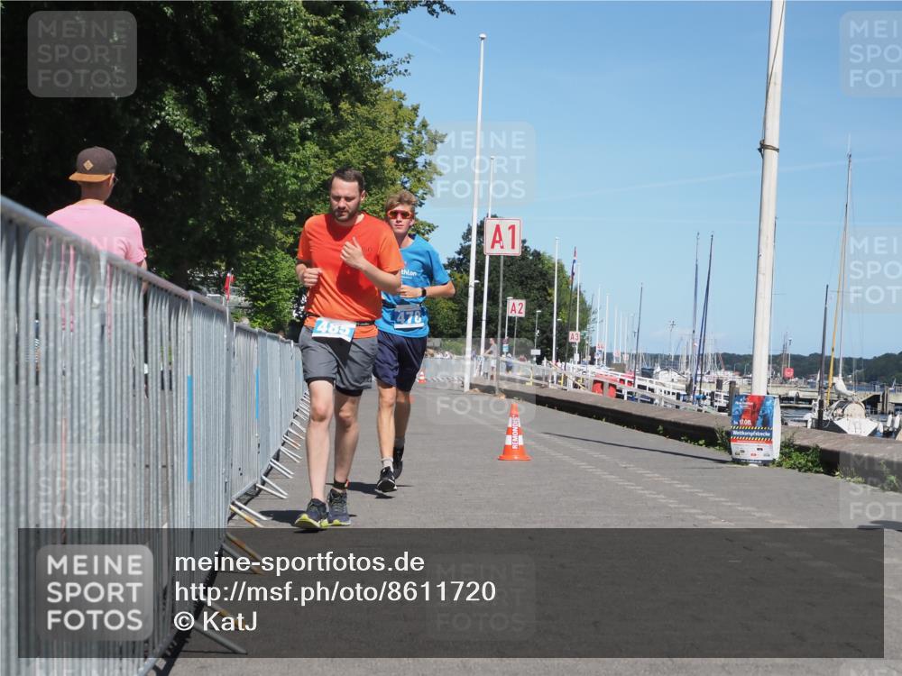 17.08.2025 - KN Förde Triathlon 2025 KatJ http://msf.ph/oto/8611720 17.08.2025 14:12:16 Laufen 478, 485 meine-sportfotos.de