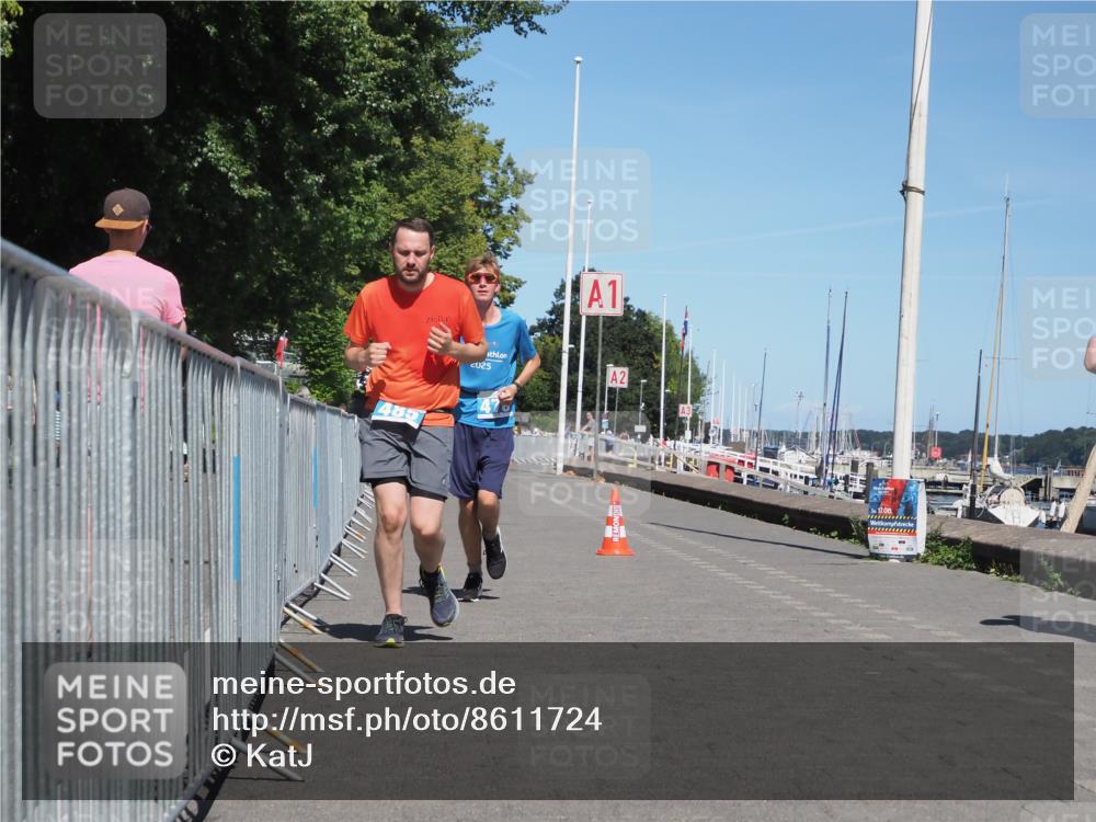 17.08.2025 - KN Förde Triathlon 2025 KatJ http://msf.ph/oto/8611724 17.08.2025 14:12:16 Laufen 478, 485 meine-sportfotos.de