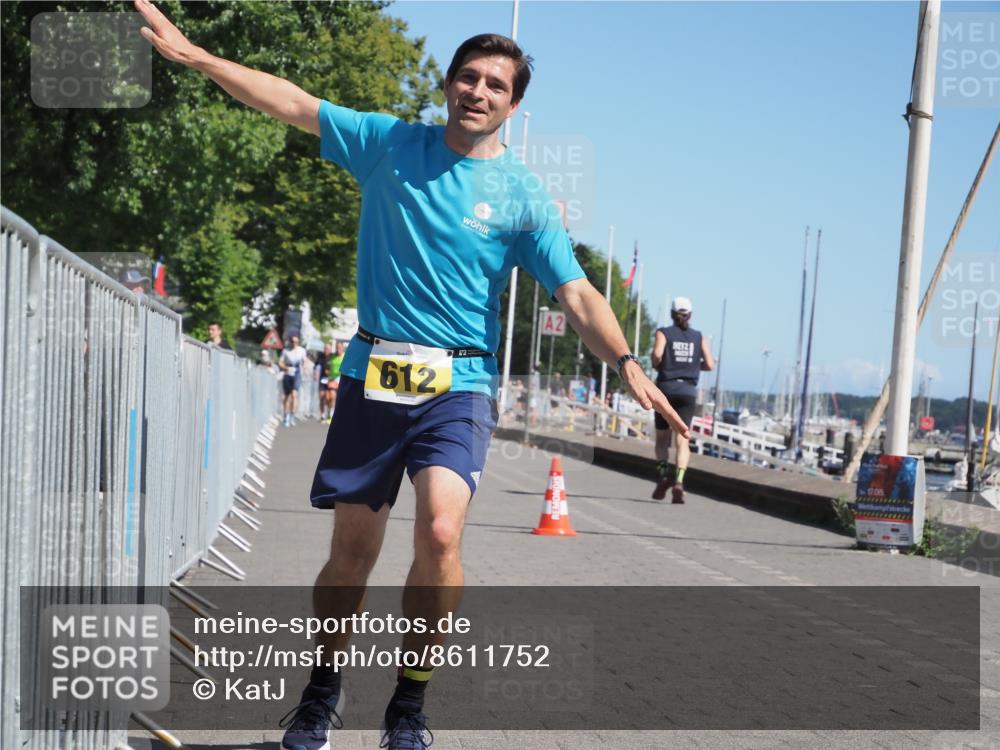 17.08.2025 - KN Förde Triathlon 2025 KatJ http://msf.ph/oto/8611752 17.08.2025 12:11:42 Laufen 359, 612 meine-sportfotos.de