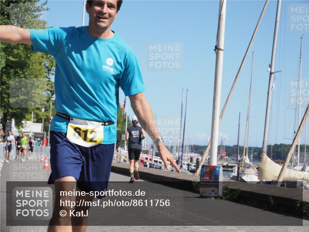 17.08.2025 - KN Förde Triathlon 2025 KatJ http://msf.ph/oto/8611756 17.08.2025 12:11:42 Laufen 359, 612 meine-sportfotos.de