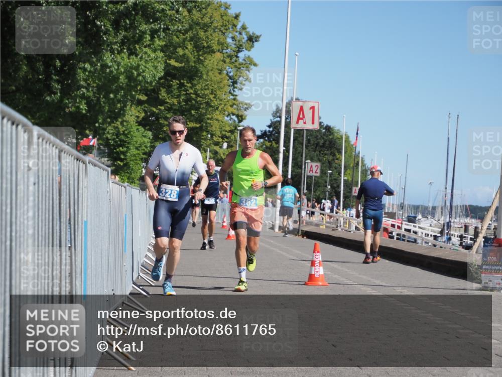 17.08.2025 - KN Förde Triathlon 2025 KatJ http://msf.ph/oto/8611765 17.08.2025 12:11:56 Laufen 328, 362 meine-sportfotos.de