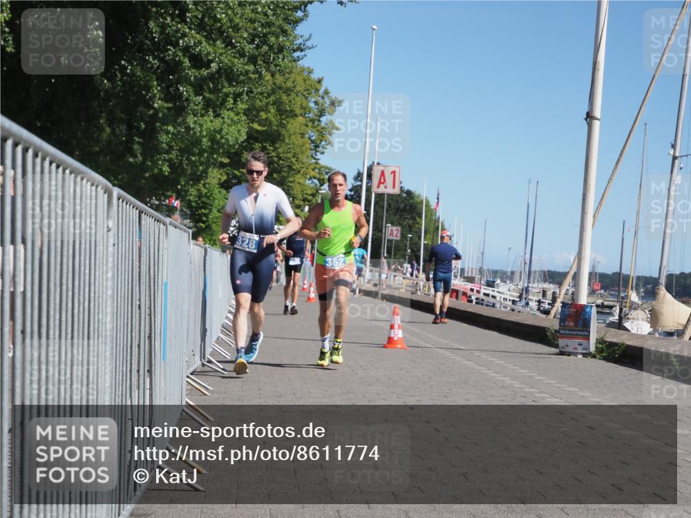 17.08.2025 - KN Förde Triathlon 2025 KatJ http://msf.ph/oto/8611774 17.08.2025 12:11:57 Laufen 328, 362 meine-sportfotos.de