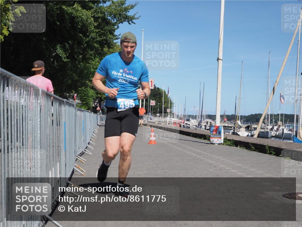 17.08.2025 - KN Förde Triathlon 2025 KatJ http://msf.ph/oto/8611775 17.08.2025 14:12:41 Laufen 495 meine-sportfotos.de
