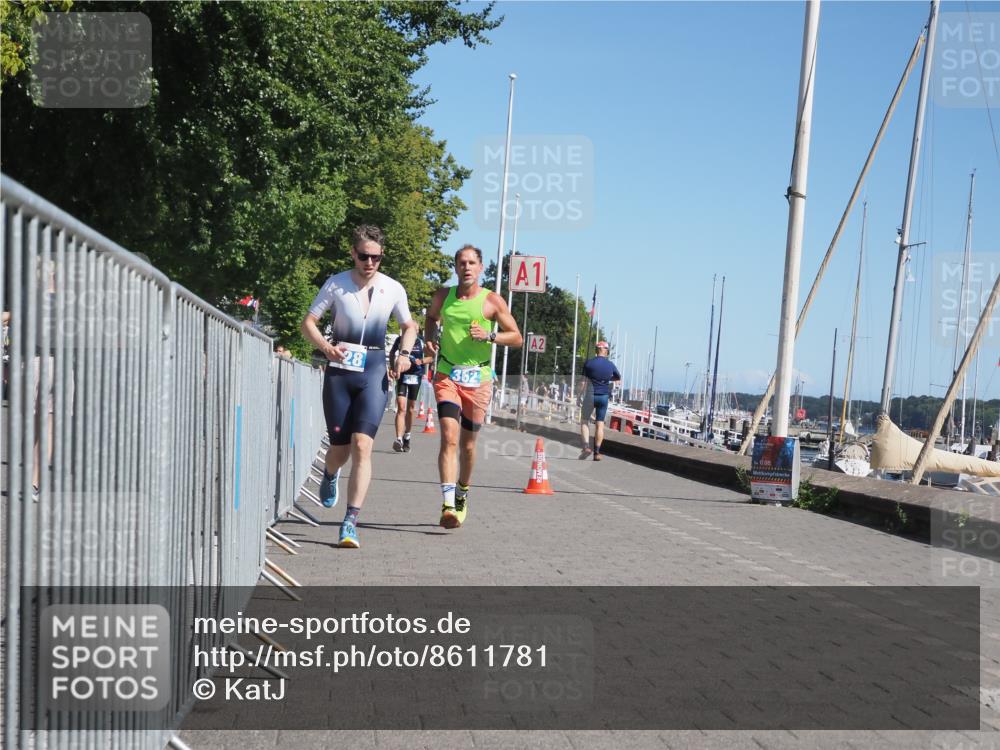 17.08.2025 - KN Förde Triathlon 2025 KatJ http://msf.ph/oto/8611781 17.08.2025 12:11:57 Laufen 328, 362 meine-sportfotos.de