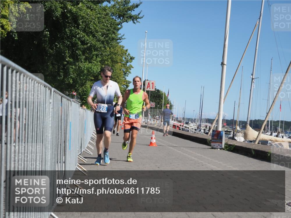 17.08.2025 - KN Förde Triathlon 2025 KatJ http://msf.ph/oto/8611785 17.08.2025 12:11:58 Laufen 328, 362, 369 meine-sportfotos.de