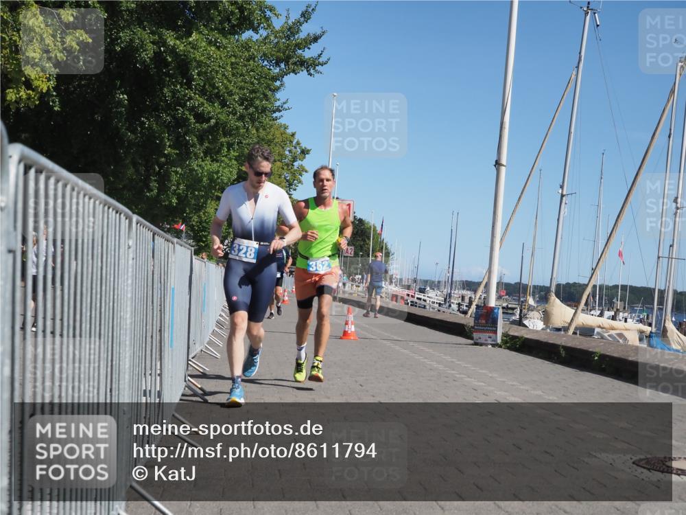 17.08.2025 - KN Förde Triathlon 2025 KatJ http://msf.ph/oto/8611794 17.08.2025 12:11:58 Laufen 328, 362, 369 meine-sportfotos.de