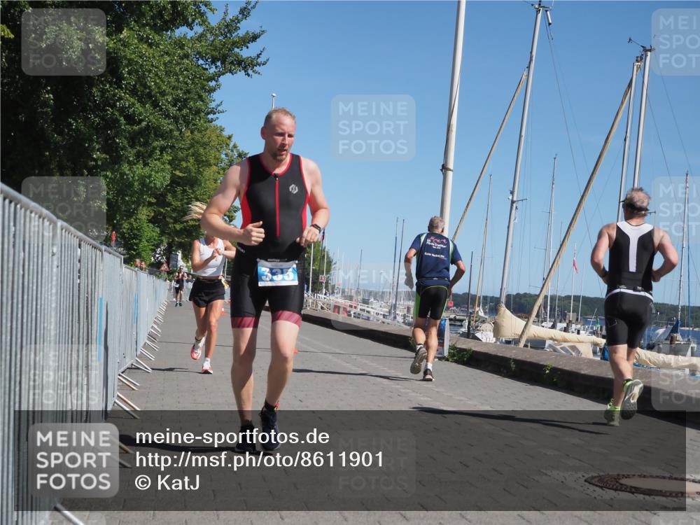 17.08.2025 - KN Förde Triathlon 2025 KatJ http://msf.ph/oto/8611901 17.08.2025 12:12:15 Laufen 335, 623 meine-sportfotos.de
