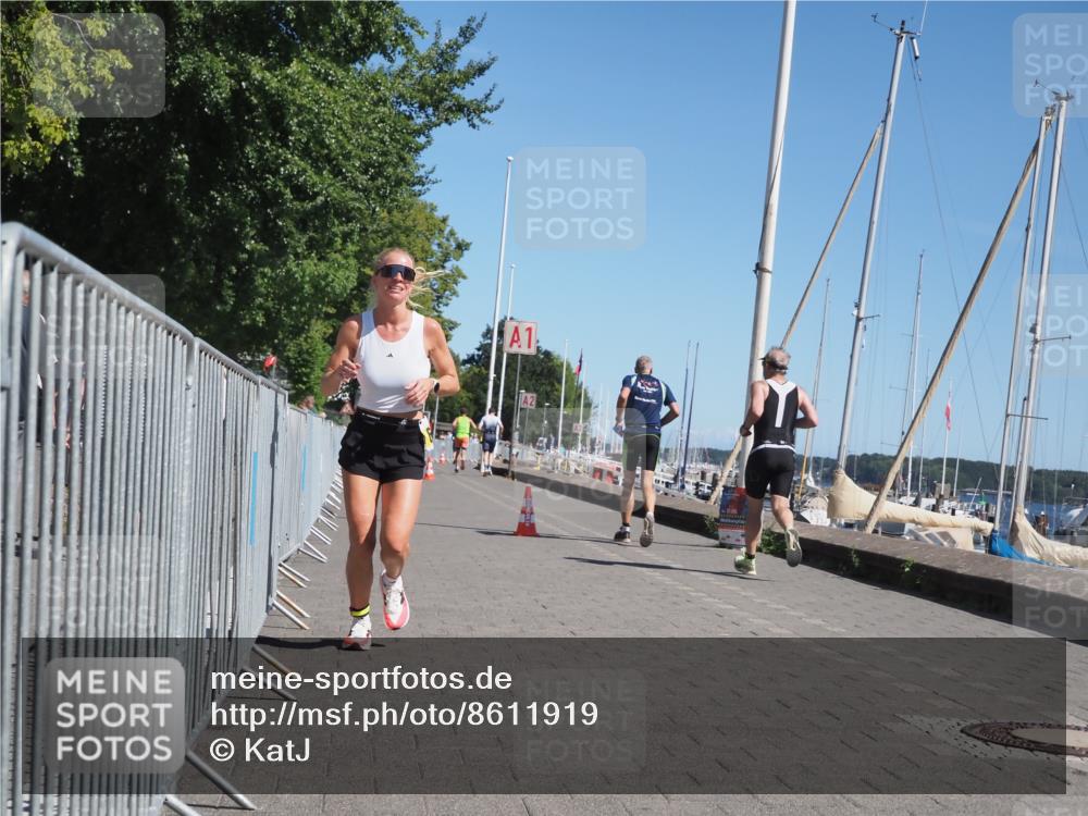 17.08.2025 - KN Förde Triathlon 2025 KatJ http://msf.ph/oto/8611919 17.08.2025 12:12:17 Laufen 335, 623 meine-sportfotos.de