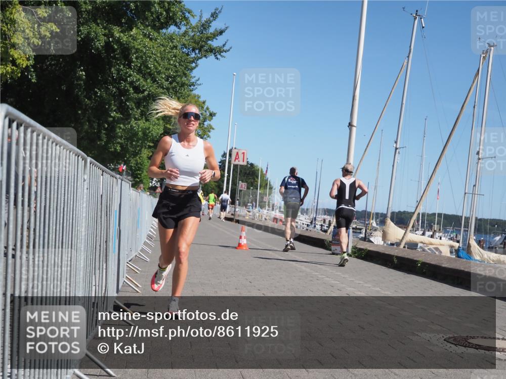 17.08.2025 - KN Förde Triathlon 2025 KatJ http://msf.ph/oto/8611925 17.08.2025 12:12:17 Laufen 335, 623 meine-sportfotos.de