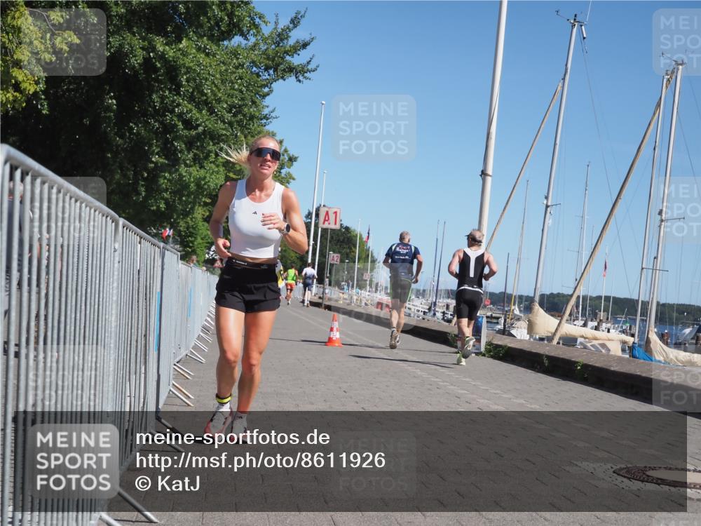 17.08.2025 - KN Förde Triathlon 2025 KatJ http://msf.ph/oto/8611926 17.08.2025 12:12:18 Laufen 335, 623 meine-sportfotos.de