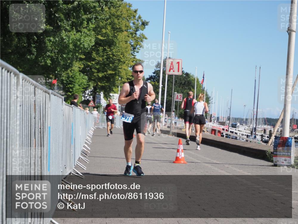 17.08.2025 - KN Förde Triathlon 2025 KatJ http://msf.ph/oto/8611936 17.08.2025 12:12:29 Laufen 370 meine-sportfotos.de