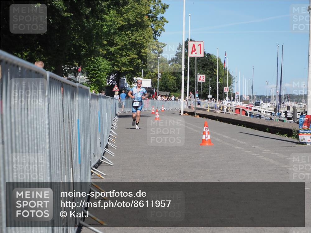 17.08.2025 - KN Förde Triathlon 2025 KatJ http://msf.ph/oto/8611957 17.08.2025 14:24:41 Laufen  meine-sportfotos.de