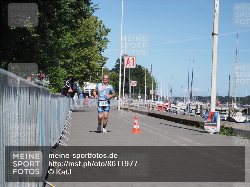17.08.2025 - KN Förde Triathlon 2025 KatJ http://msf.ph/oto/8611977 17.08.2025 14:24:47 Laufen 539 meine-sportfotos.de