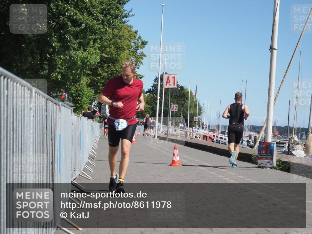 17.08.2025 - KN Förde Triathlon 2025 KatJ http://msf.ph/oto/8611978 17.08.2025 12:12:40 Laufen 329 meine-sportfotos.de