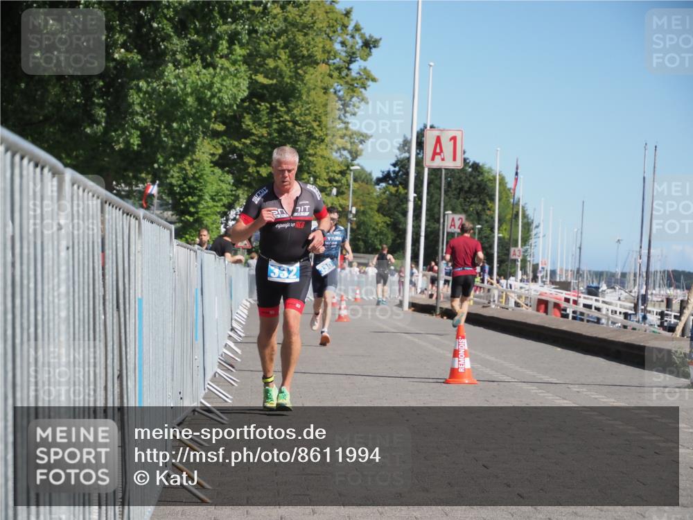 17.08.2025 - KN Förde Triathlon 2025 KatJ http://msf.ph/oto/8611994 17.08.2025 12:12:55 Laufen 330, 332 meine-sportfotos.de