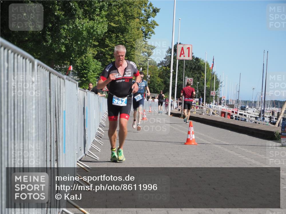 17.08.2025 - KN Förde Triathlon 2025 KatJ http://msf.ph/oto/8611996 17.08.2025 12:12:56 Laufen 330, 332, 634 meine-sportfotos.de