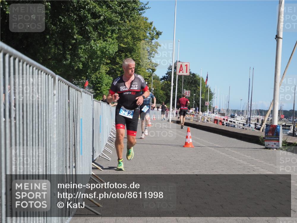 17.08.2025 - KN Förde Triathlon 2025 KatJ http://msf.ph/oto/8611998 17.08.2025 12:12:56 Laufen 330, 332, 634 meine-sportfotos.de