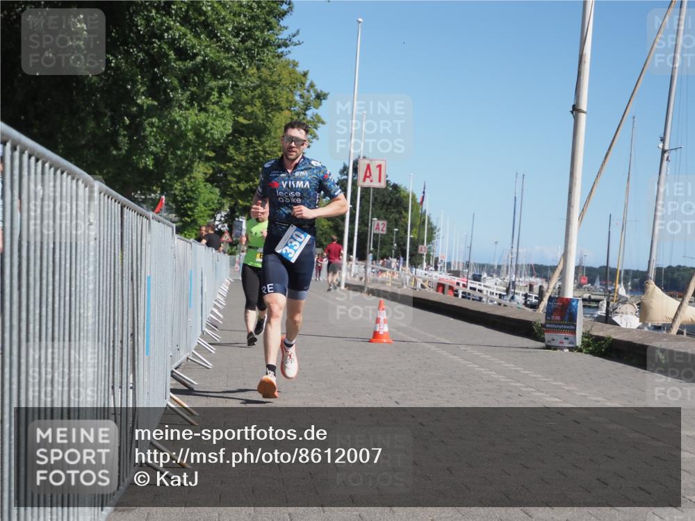 17.08.2025 - KN Förde Triathlon 2025 KatJ http://msf.ph/oto/8612007 17.08.2025 12:13:00 Laufen 330, 332, 634 meine-sportfotos.de