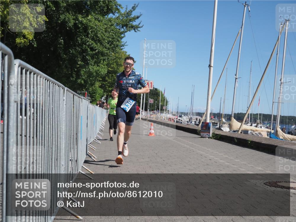 17.08.2025 - KN Förde Triathlon 2025 KatJ http://msf.ph/oto/8612010 17.08.2025 12:13:01 Laufen 330, 332, 634 meine-sportfotos.de